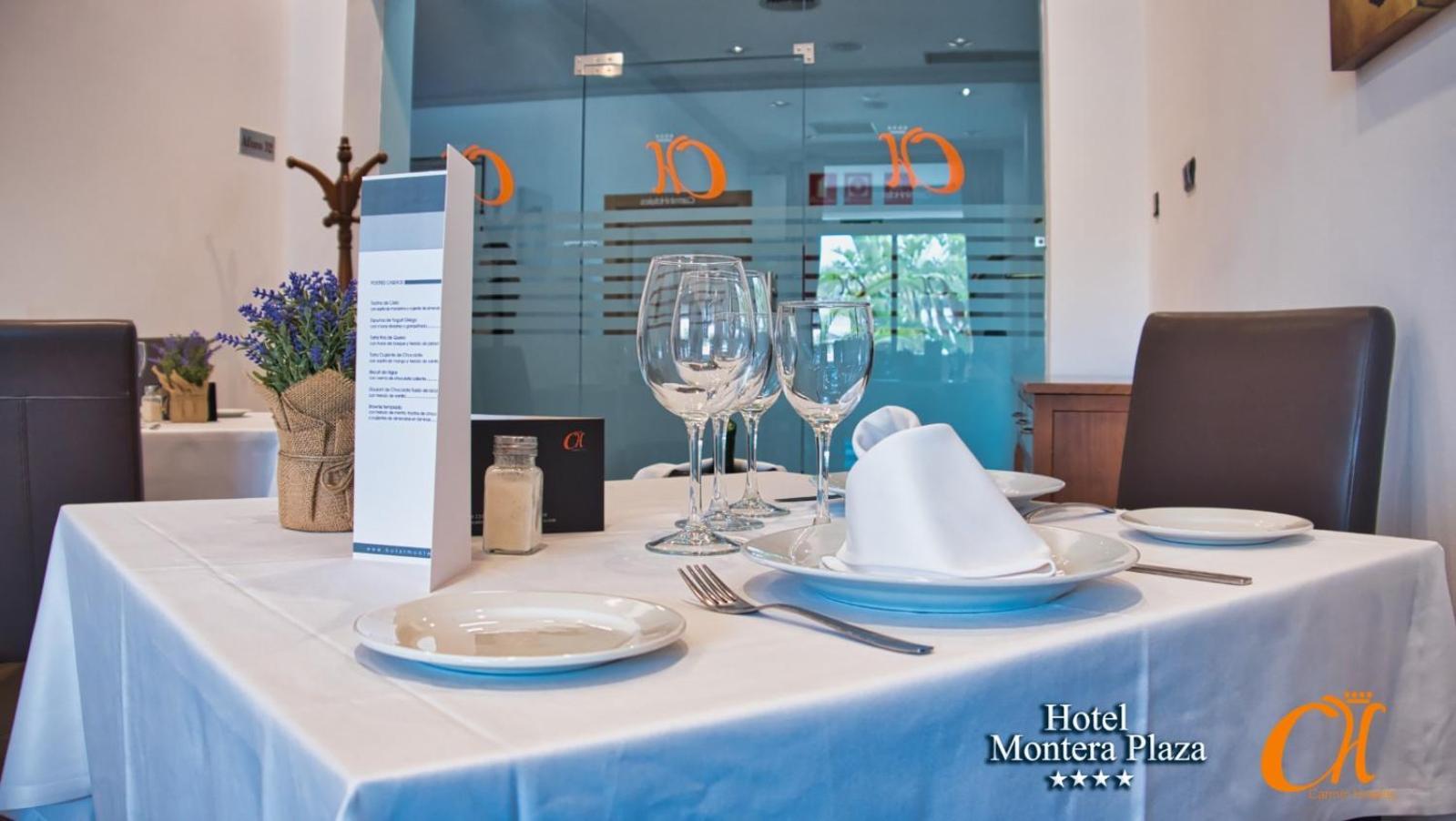 Hotel Montera Plaza Los Barrios Buitenkant foto